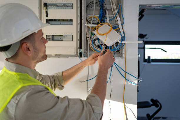 Best Local Electrician Companies  in Nashwauk, MN